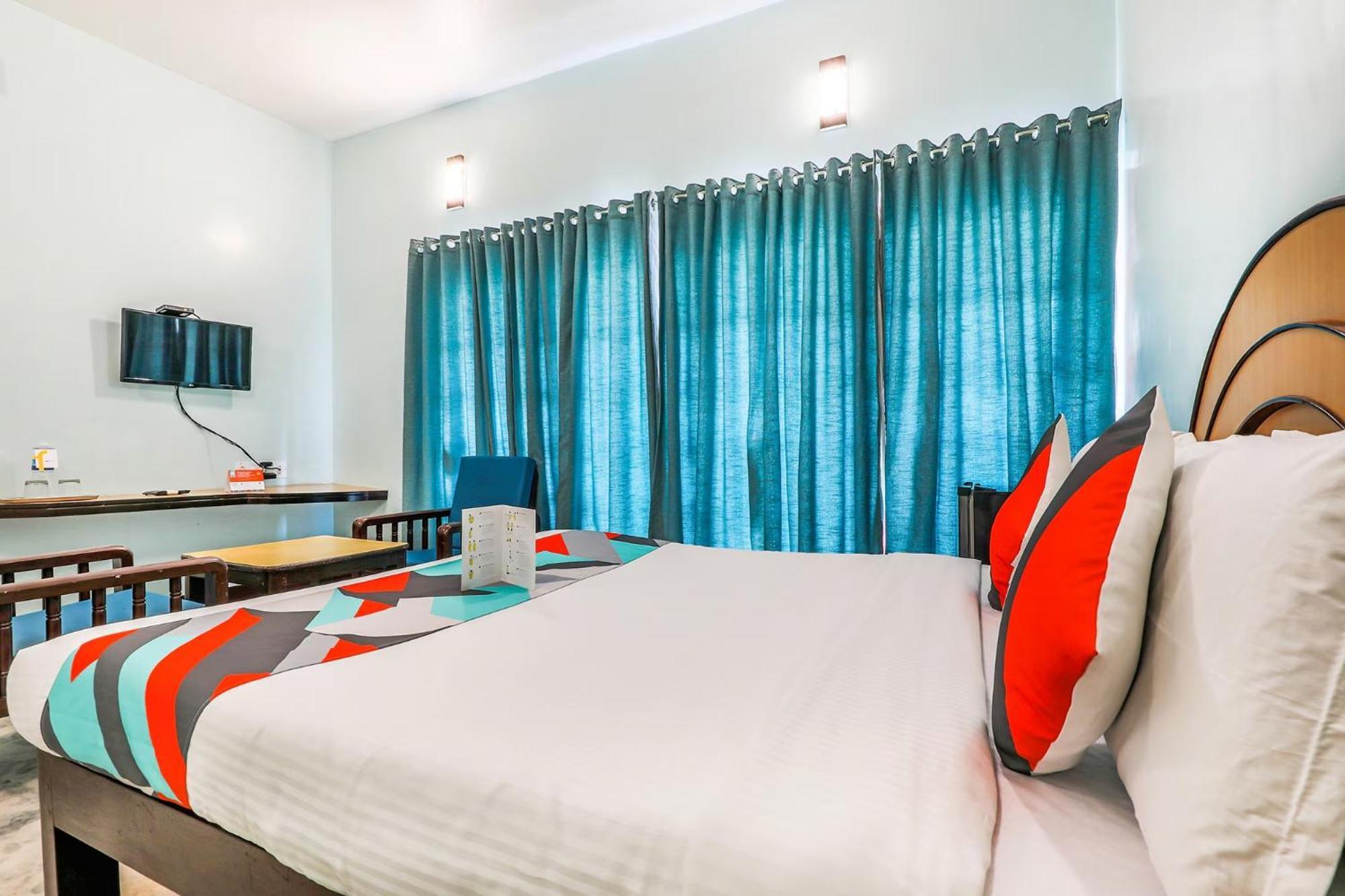 Fabexpress Santhi Inn - 500 Meters From Promenade Beach Pondicherry Eksteriør bilde