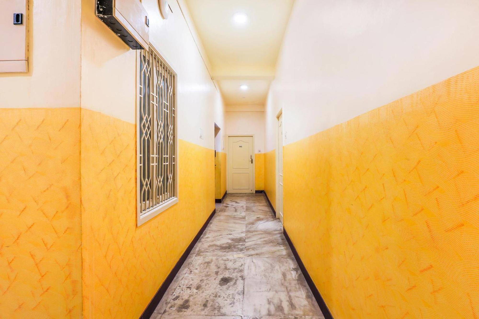 Fabexpress Santhi Inn - 500 Meters From Promenade Beach Pondicherry Eksteriør bilde