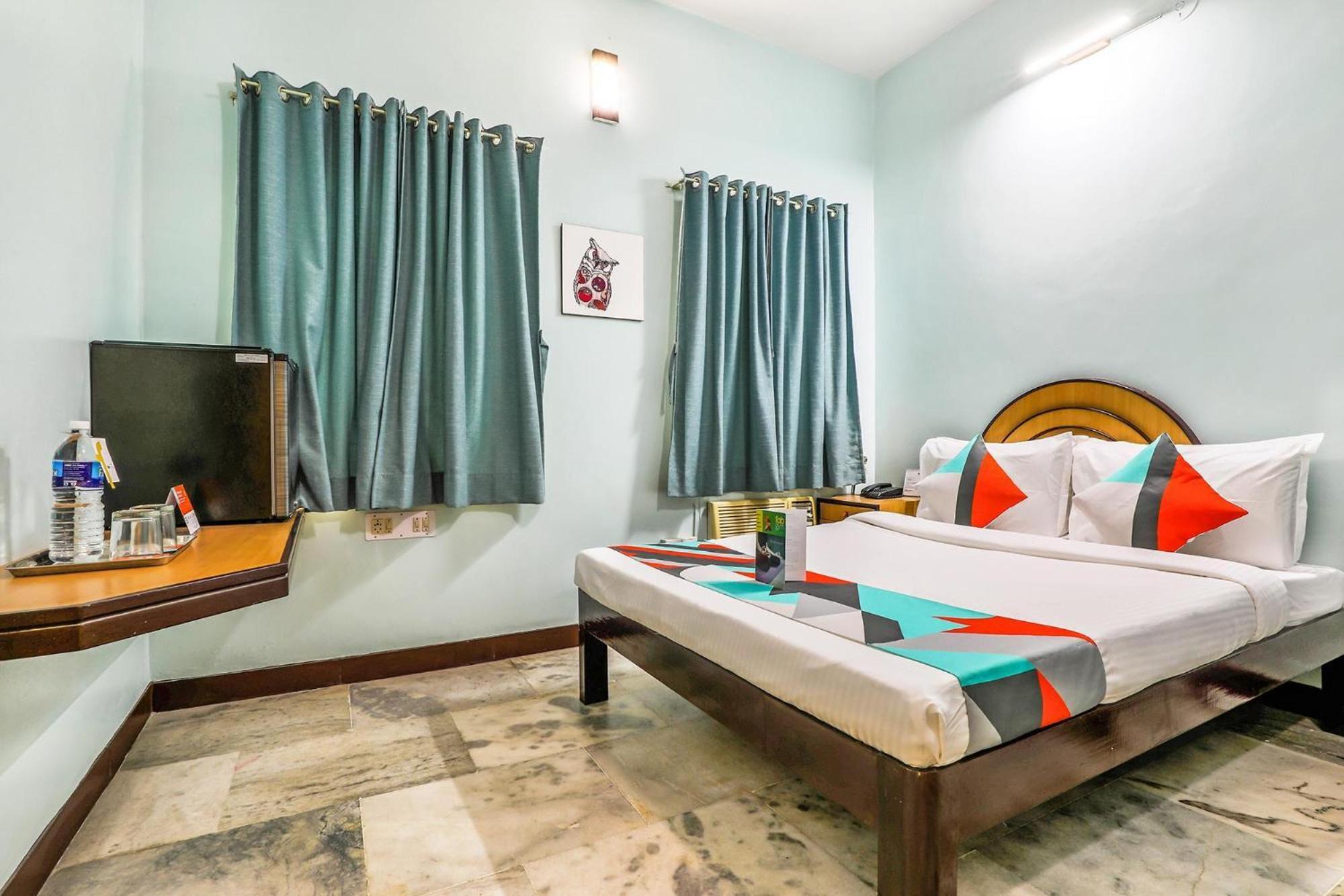 Fabexpress Santhi Inn - 500 Meters From Promenade Beach Pondicherry Eksteriør bilde